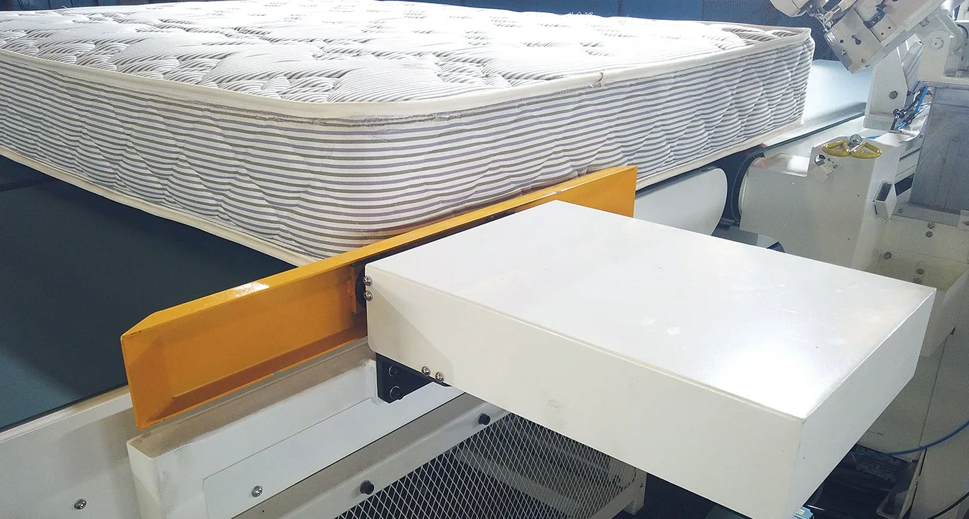 Fully Automatic Tape Edge Machine
